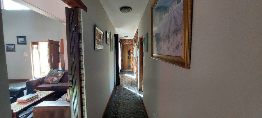 5 Bedroom Property for Sale in Gonubie Eastern Cape